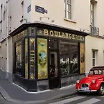 Hotel Du Petit Moulin, Haute Couture Hotel By Lacroix