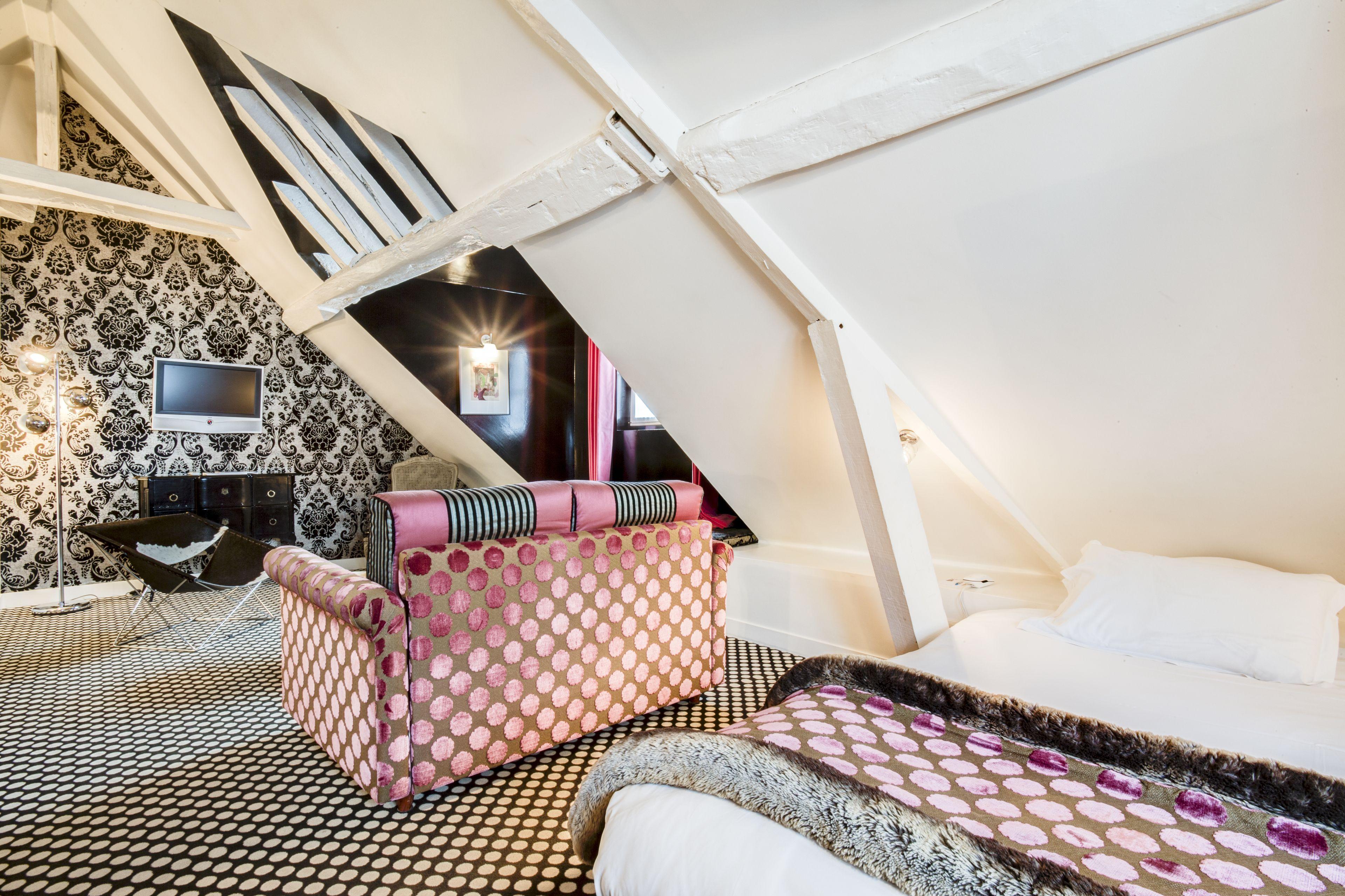 Hotel Du Petit Moulin, Haute Couture By Lacroix