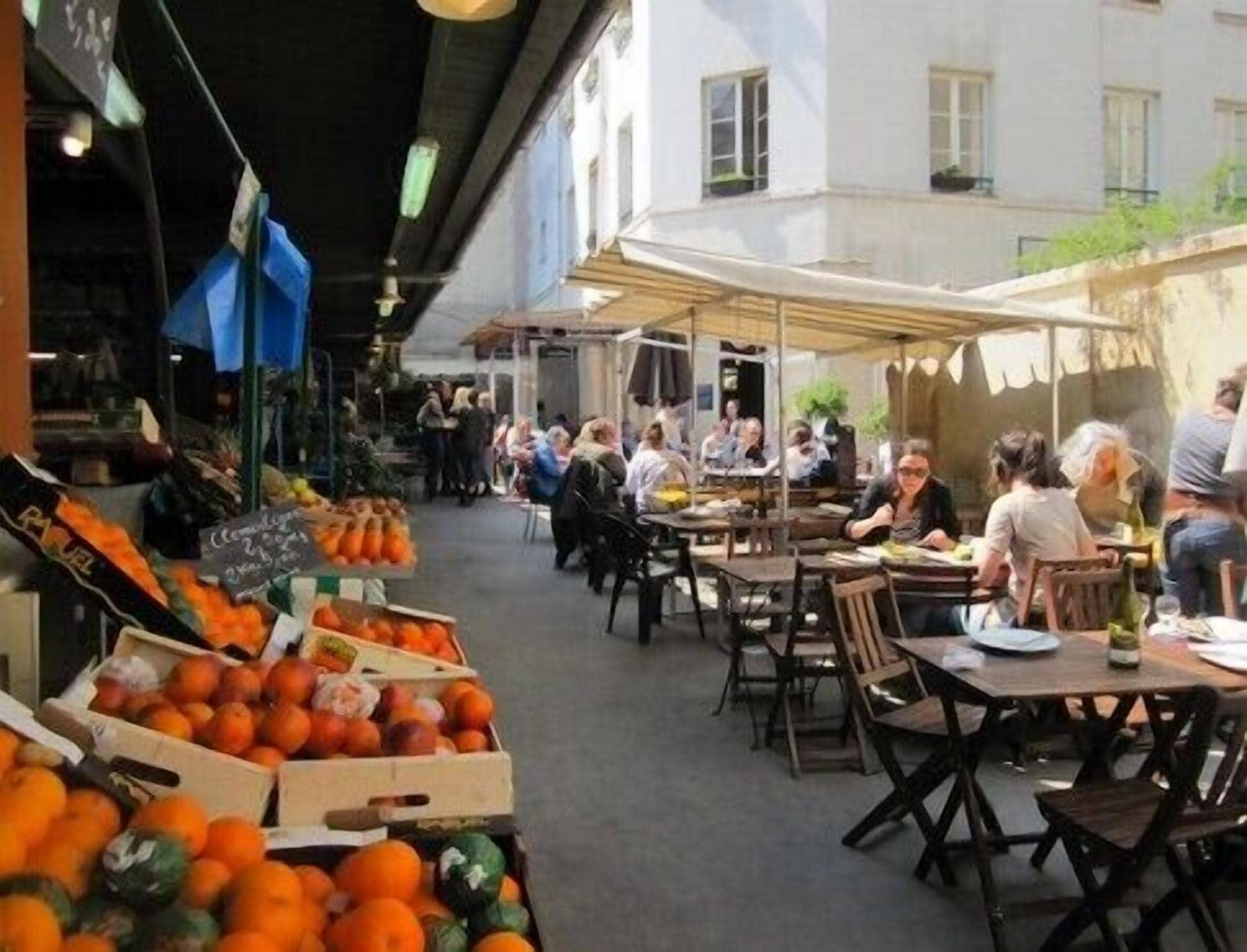 Hotel Du Petit Moulin, Haute Couture By Lacroix